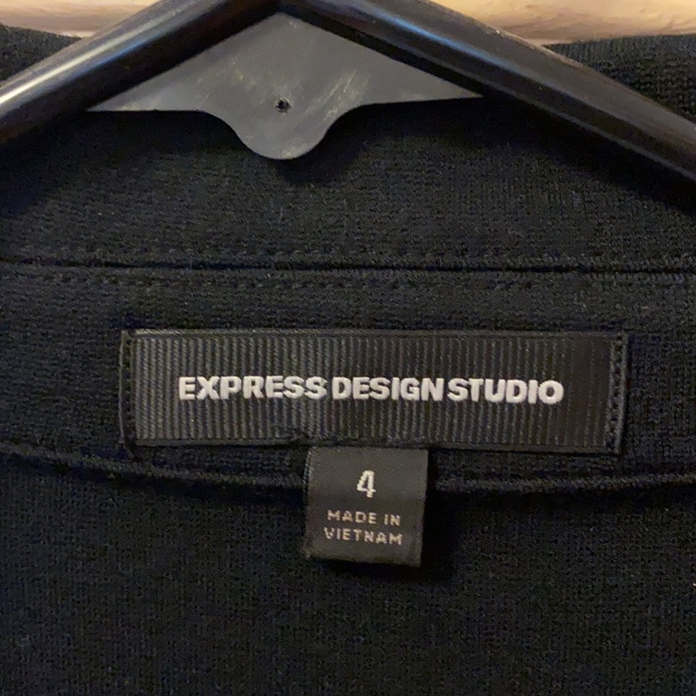 Express Jacket - Picture 3 of 6